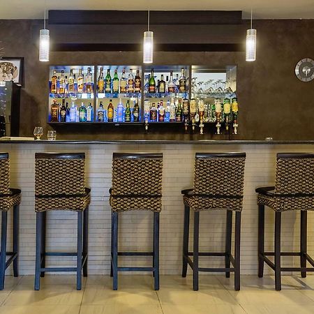 Three Oaks And An Aloe Boutique Hotel Hartbeespoort Ngoại thất bức ảnh