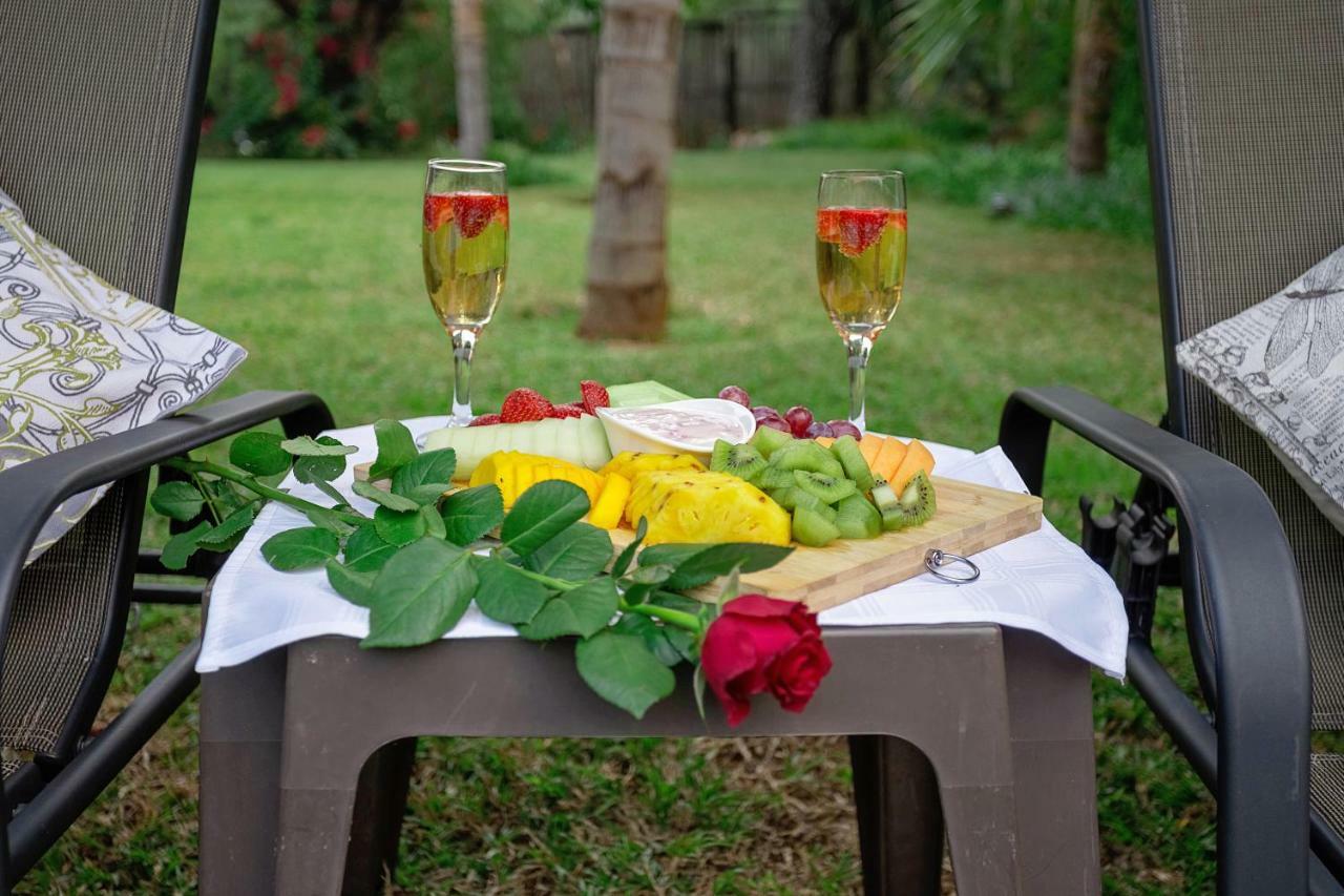 Three Oaks And An Aloe Boutique Hotel Hartbeespoort Ngoại thất bức ảnh