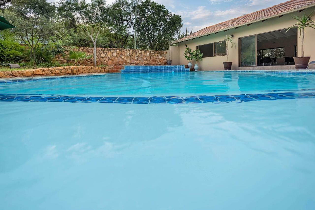 Three Oaks And An Aloe Boutique Hotel Hartbeespoort Ngoại thất bức ảnh