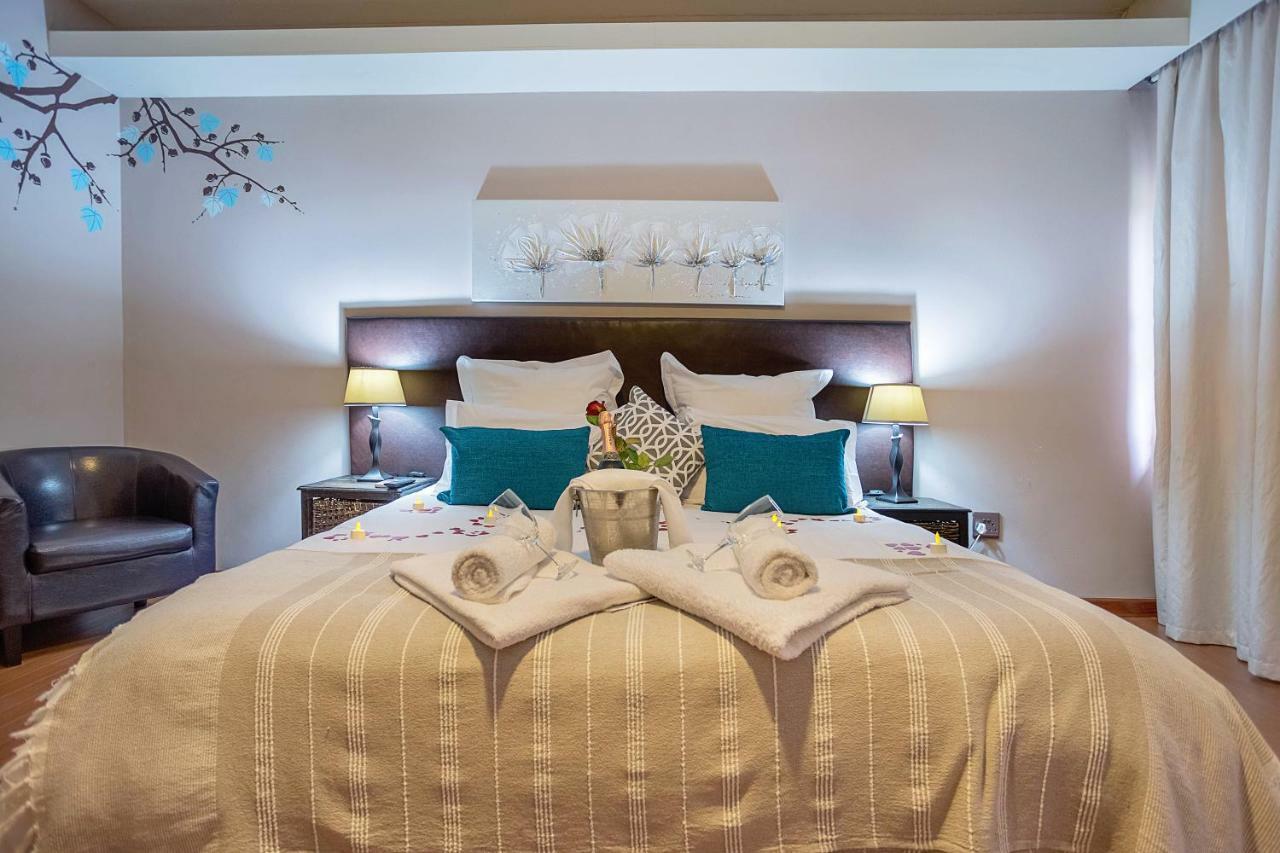 Three Oaks And An Aloe Boutique Hotel Hartbeespoort Ngoại thất bức ảnh